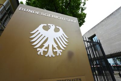 Eingangstor Bundesgerichtshof